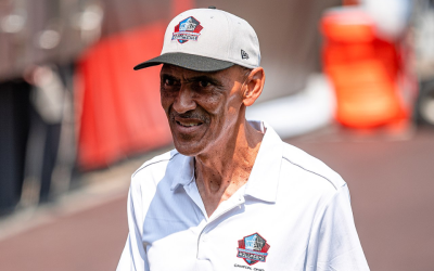 Legendary NFL coach Tony Dungy had this surprising warning for Florida voters