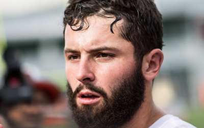 Baker Mayfield helped a high school football team out of this scary situation