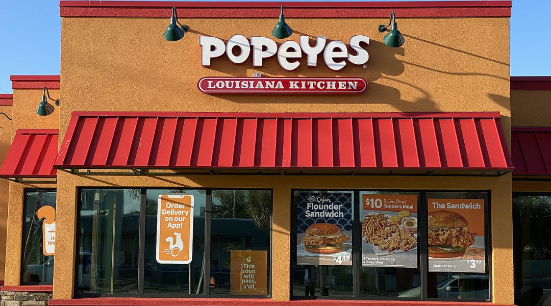 A Florida mom ended up in a scary situation when this trip to Popeyes went wrong